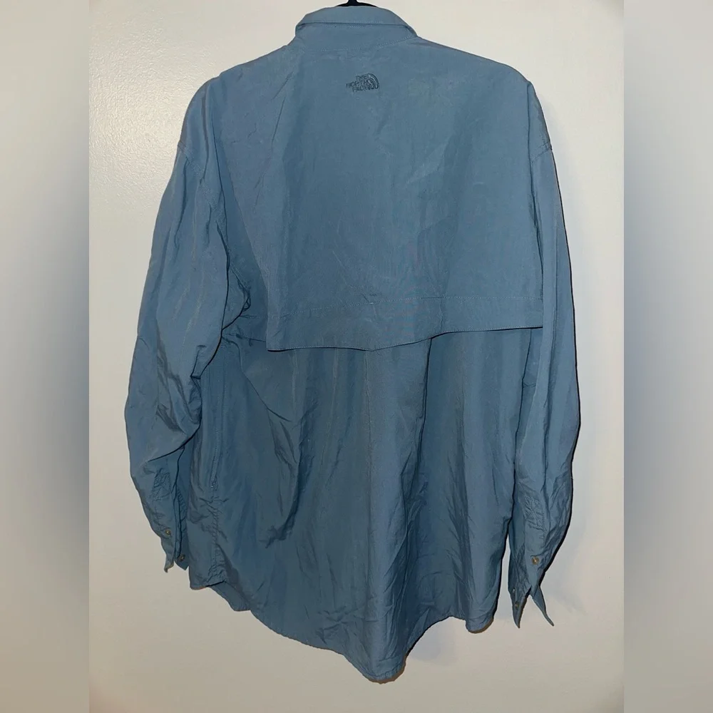 The North Face Men's Light Blue Grey Outdoor Shirt